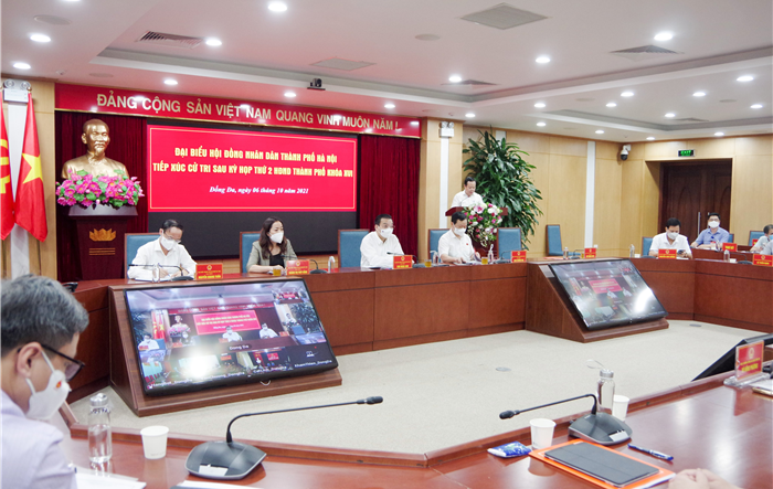 Chủ tịch UBND thành phố Hà Nội: Mở lại đường hàng không cần có lộ trình an toàn