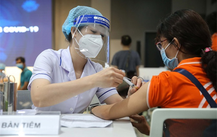 Hà Nội: Tổ chức tiêm vắc xin phòng Covid-19 cho trẻ em từ 12-17 tuổi 