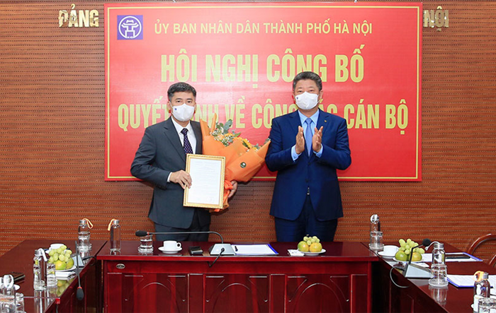 Trao Quyết định bổ nhiệm Trưởng ban Quản lý các Khu công nghiệp và chế xuất Hà Nội