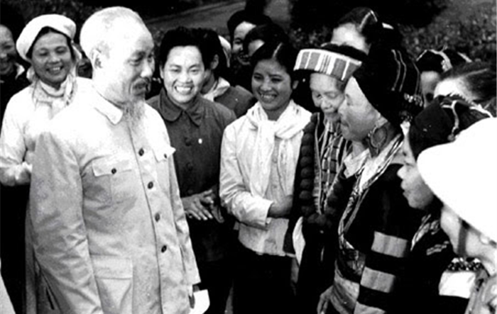 "Văn hóa phải soi đường cho quốc dân đi"