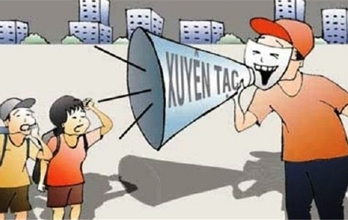 Cuối năm lại diễn trò lố