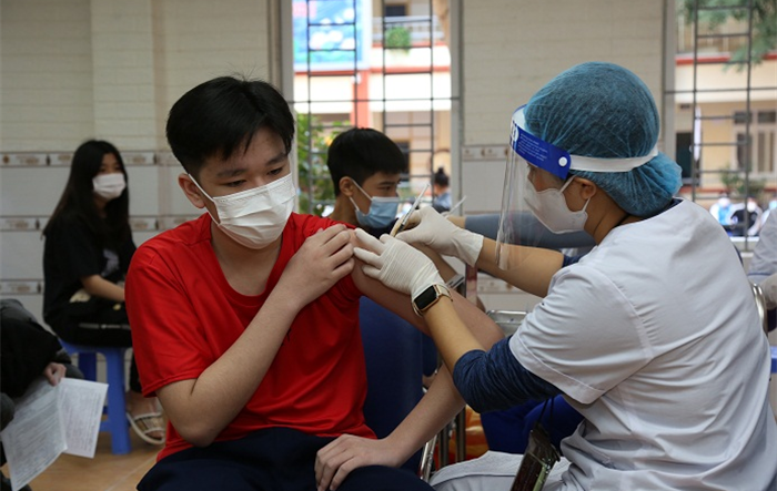 Quận Hà Đông: Triển khai tiêm vắc xin phòng Covid-19 cho học sinh lớp 9