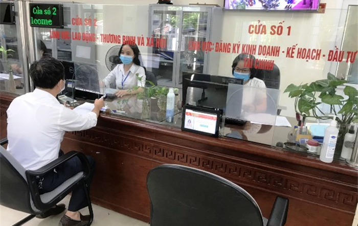 Thành uỷ Hà Nôi: Ban hành quy định đánh giá hằng tháng đối với cán bộ, công chức, viên chức, lao động hợp đồng trong hệ thống chính trị thành phố Hà Nội 