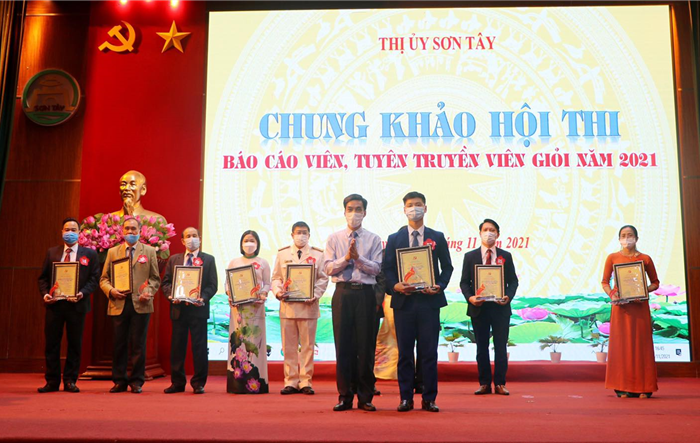 Chung khảo Hội thi báo cáo viên, tuyên truyền viên giỏi năm 2021