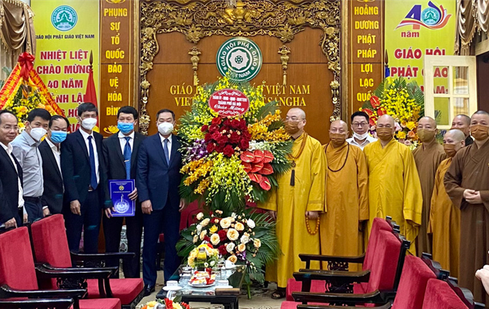 Lãnh đạo Thành phố chúc mừng Giáo hội Phật giáo Việt Nam nhân kỷ niệm 40 năm thành lập