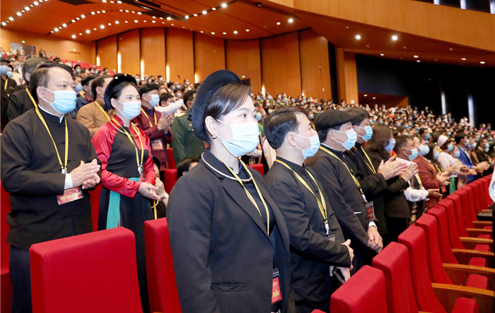 Nêu cao trách nhiệm của đội ngũ cán bộ lãnh đạo, quản lý cấp cơ sở trong bảo vệ nền tảng tư tưởng của Đảng, đấu tranh phản bác các quan điểm sai trái, thù địch