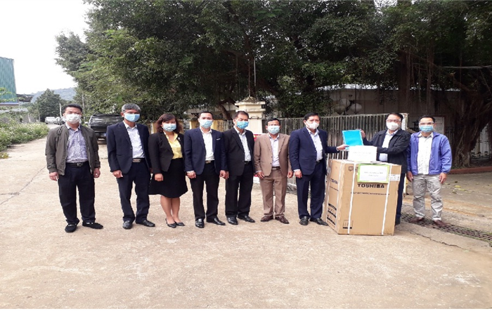 Lãnh đạo Sở Lao động - Thương binh và Xã hội thăm và tặng quà Trung tâm Phục hồi chức năng Việt – Hàn