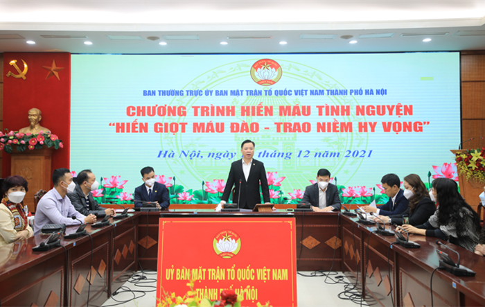 Ủy ban Mặt trận Tổ quốc Việt Nam Thành phố và thành viên một số tổ chức tôn giáo hiến máu tình nguyện: “Hiến giọt màu đào - Trao niềm hy vọng”