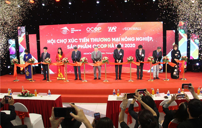 Khai mạc "Hội chợ xúc tiến thương mại nông nghiệp, sản phẩm OCOP thành phố Hà Nội năm 2021 - Hanoi Agriculture 2021"