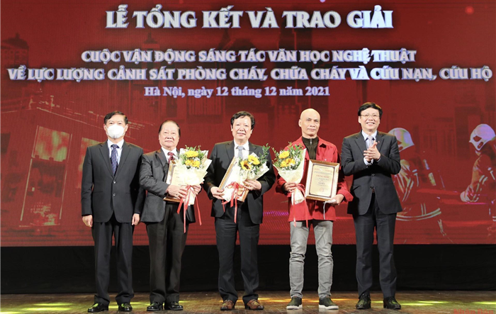 Lễ trao giải Cuộc vận động sáng tác văn học nghệ thuật về lực lượng cảnh sát phòng cháy, chữa cháy và cứu nạn, cứu hộ