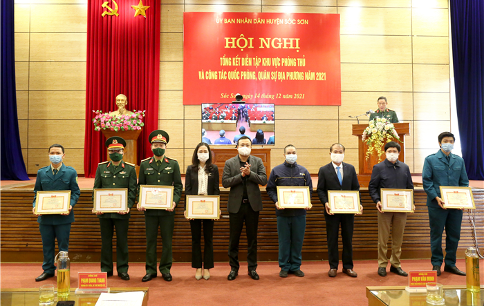 Sóc Sơn tổng kết diễn tập khu vực phòng thủ, công tác quốc phòng, quân sự địa phương năm 2021