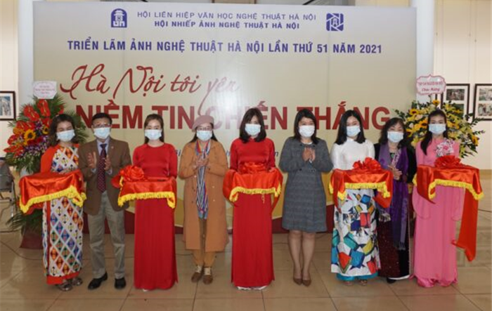Triển lãm ảnh “Hà Nội tôi yêu – Niềm tin chiến thắng”