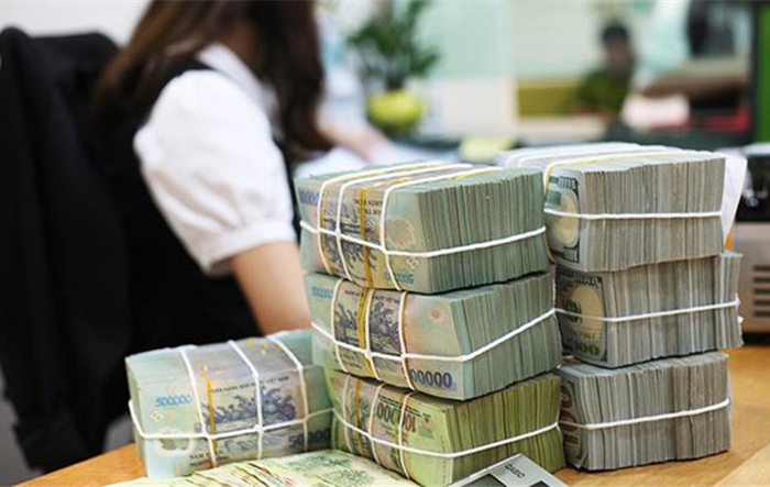 Tín dụng đạt 10,18 triệu tỷ đồng, tăng 10,7% so với cuối năm 2020
