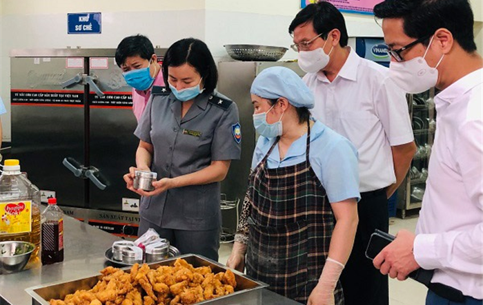 Hà Nội: Tăng cường trách nhiệm quản lý nhà nước về an toàn thực phẩm trong tình hình mới