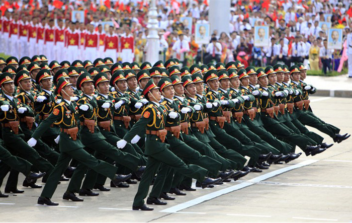 Xây dựng Quân đội nhân dân Việt Nam tinh, gọn, mạnh tiến lên hiện đại