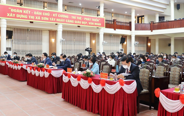 Thị xã Sơn Tây tăng cường hơn nữa công tác phòng, chống dịch và thúc đẩy phát triển kinh tế - xã hội