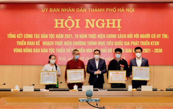 Ưu tiên thực hiện chính sách đối người có uy tín vùng đồng bào dân tộc thiểu số và miền núi của Thủ đô
