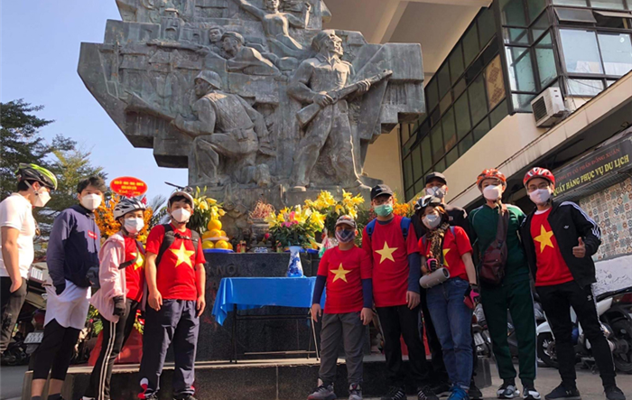 Tour xe đạp trải nghiệm "Ngày này năm xưa” 