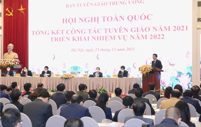 Tiếp tục đẩy mạnh việc nghiên cứu, học tập, quán triệt, tuyên truyền, triển khai thực hiện Nghị quyết Đại hội XIII và các nghị quyết, chỉ thị, kết luận, quy định của Đảng