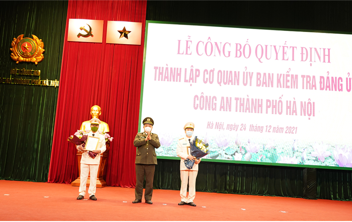 Lễ công bố Quyết định thành lập Cơ quan Ủy ban Kiểm tra Đảng ủy Công an thành phố Hà Nội