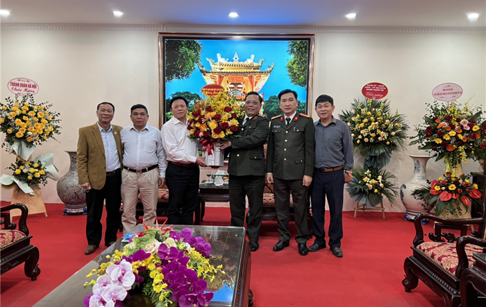 Giám đốc Công an Thành phố chúc mừng Hội Cựu chiến binh Thành phố
