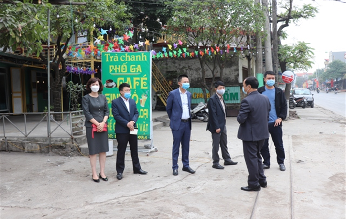Chủ tịch UBND huyện Phú Xuyên kiểm tra công tác phòng, chống dịch Covid-19