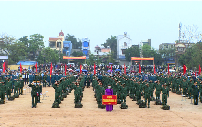 Huyện Ứng Hòa tổ chức Lễ giao, nhận quân năm 2021 trang trọng, an toàn