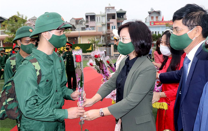 Huyện Quốc Oai tưng bừng Lễ giao, nhận quân năm 2021