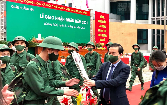 Quận Hoàng Mai có 27 tân binh viết đơn tình nguyện lên đường nhập ngũ
