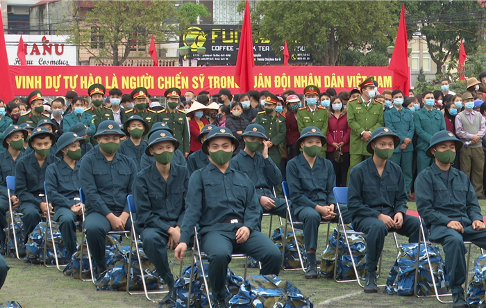 Huyện Ba Vì hoàn thành Lễ giao, nhận quân năm 2021