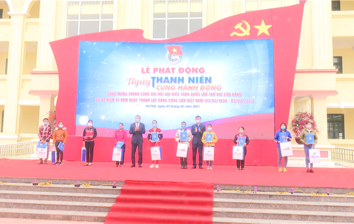Nhiều hoạt động hưởng ứng ngày thanh niên cùng hành động chào mừng thành công Đại hội Đảng toàn quốc lần thứ XIII 