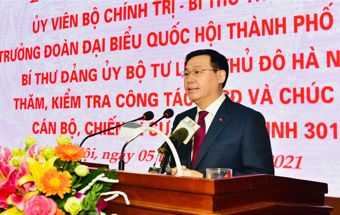 Bí thư Thành ủy Vương Đình Huệ chúc Tết  cán bộ, chiến sĩ Sư đoàn Bộ binh 301