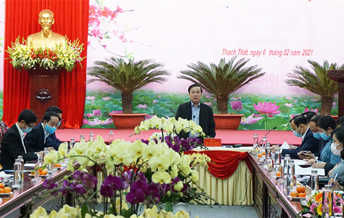 Phó Chủ tịch UBND Thành phố Chữ Xuân Dũng kiểm tra công tác phòng, chống dịch Covid-19 tại huyện Thạch Thất