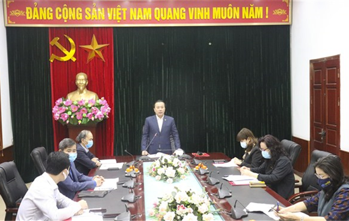 Phó Chủ tịch UBND Thành phố Chử Xuân Dũng kiểm tra công tác phòng, chống dịch Covid-19 tại huyện Gia Lâm