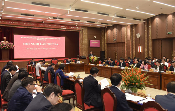 Hội nghị lần thứ ba, Ban Chấp hành Đảng bộ thành phố Hà Nội khóa XVII:  Xem xét, thông qua 10 chương trình công tác toàn khóa