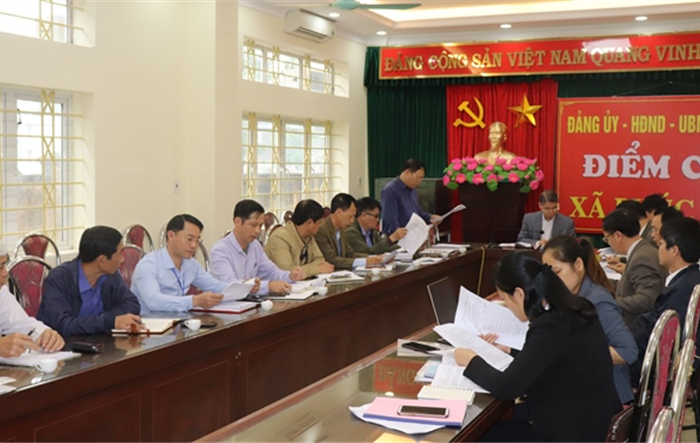 Phó Bí thư Thường trực Huyện ủy Phú Xuyên giám sát công tác bầu cử đại biểu Quốc hội khóa XV và bầu cử HĐND các cấp nhiệm kỳ 2021-2026 tại xã Phúc Tiến