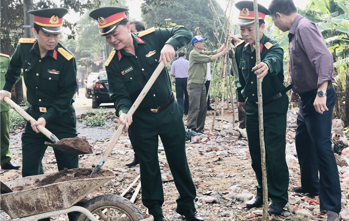 Công trình “Hàng cây thắm tình quân – dân” của Ban Chỉ huy Quân sự huyện Thanh Trì
