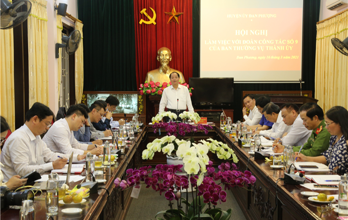 Trưởng Ban Dân Vận Thành ủy Hà Nội kiểm tra công tác bầu cử  trên địa bàn huyện Đan Phượng