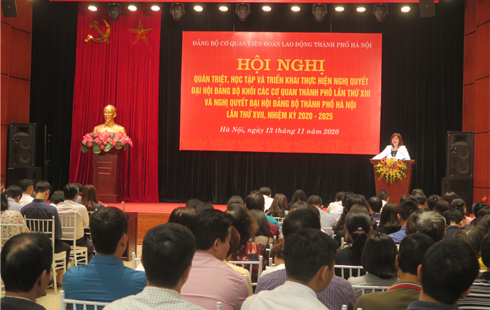 Triển khai học tập, quán triệt Nghị quyết của Đảng và 10 Chương trình công tác của Thành ủy khóa XVII 