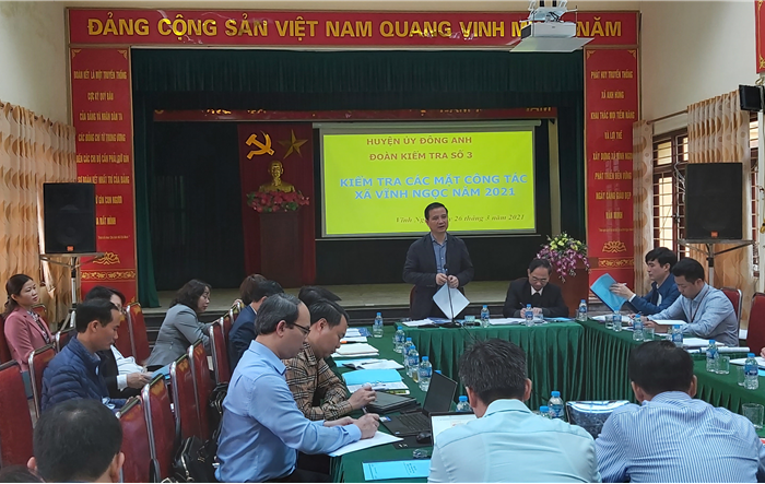 Chủ tịch UBND huyện Đông Anh kiểm tra công tác bầu cử tại Đảng bộ xã Vĩnh Ngọc