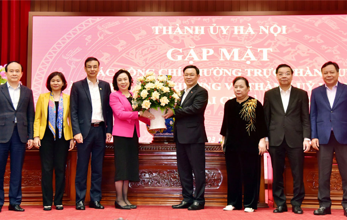 Gặp mặt, tri ân các đồng chí Thường trực Thành uỷ, Uỷ viên Ban Thường vụ Thành ủy Hà Nội khóa XVI