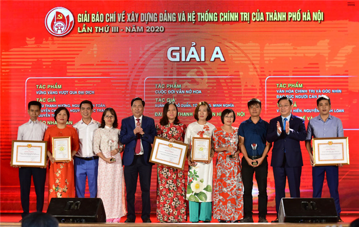 Kế hoạch tổ chức Giải báo chí về xây dựng Đảng và hệ thống chính trị của thành phố Hà Nội lần thứ IV và Giải báo chí về phát triển văn hoá và xây dựng người Hà Nội thanh lịch, văn minh lần thứ IV