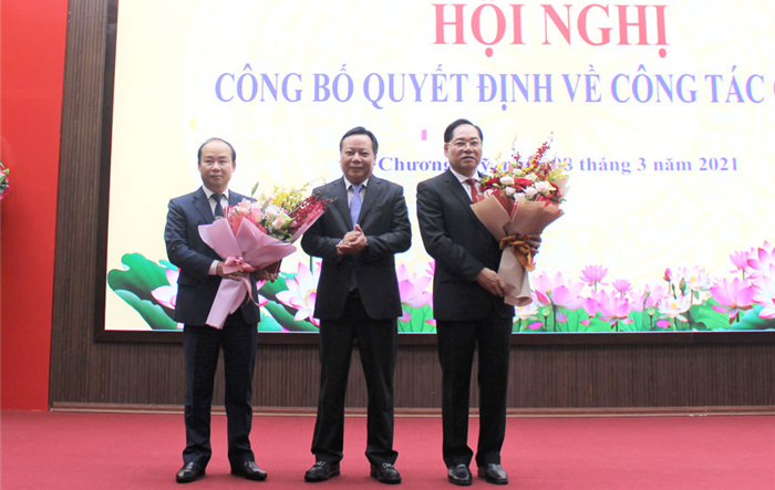 Công bố các Quyết định về công tác cán bộ tại Huyện ủy  Chương Mỹ và Sở Nội vụ Hà Nội