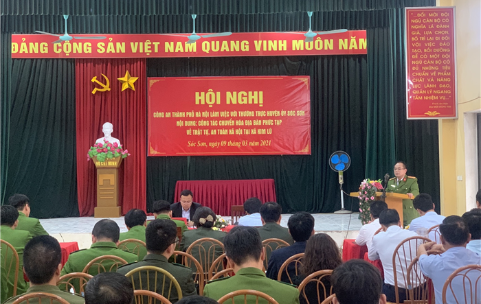 Công an thành phố Hà Nội làm việc với Thường trực Huyện ủy Sóc Sơn về công tác chuyển hóa địa bàn phức tạp về trật tự an toàn xã hội tại xã Kim Lũ