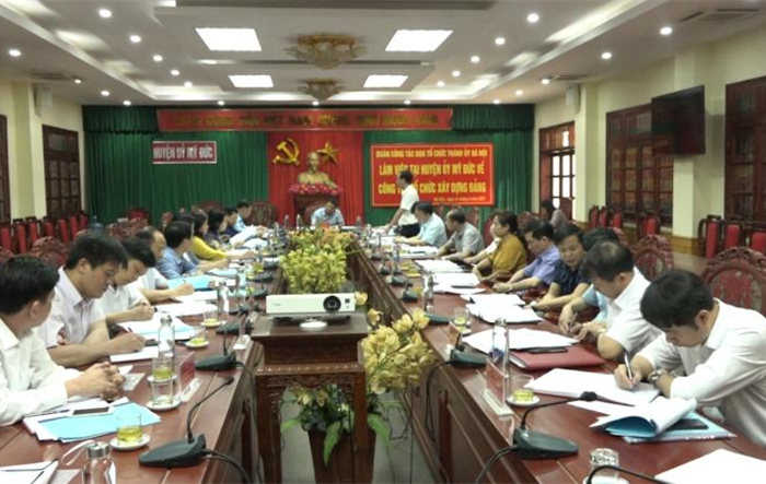 Trưởng Ban Tổ chức Thành uỷ Hà Nội làm việc tại huyện Mỹ Đức về công tác xây dựng Đảng