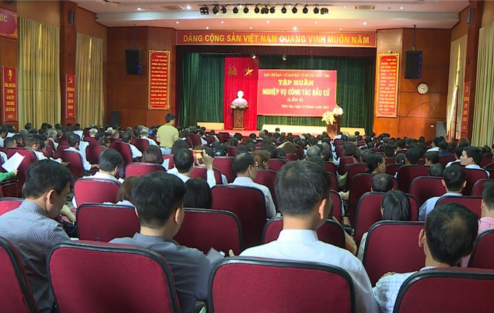 Phúc Thọ tập huấn nghiệp vụ công tác bầu cử cho hơn 900 đại biểu
