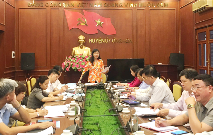 Chủ tịch Uỷ ban Mặt trận Tổ quốc Việt Nam Thành phố kiểm tra công tác bầu cử tại huyện Ứng Hoà