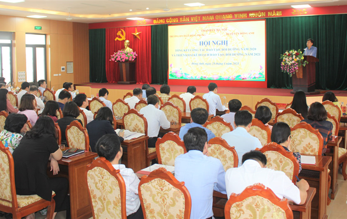 Chú trọng nguồn lực, kêu gọi đầu tư để chuẩn hóa  các tiêu chí, tiêu chuẩn đào tạo, bồi dưỡng cán bộ