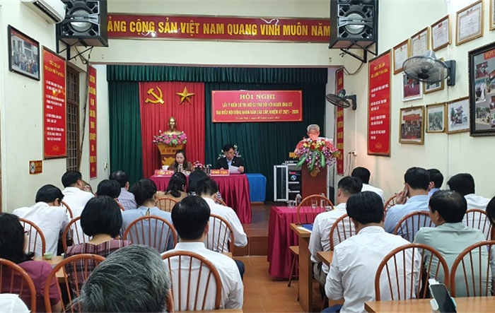 Cử tri nơi cư trú tín nhiệm giới thiệu đồng chí Phùng Thị Hồng Hà ứng cử đại biểu HĐND thành phố Hà Nội