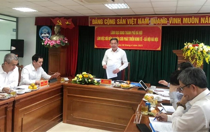 Phó Chủ tịch Thường trực UBND Thành phố làm việc với Viện Nghiên cứu phát triển kinh tế - xã hội Hà Nội